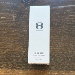 OS-01 Body Essential Moisturizer – White Packaging